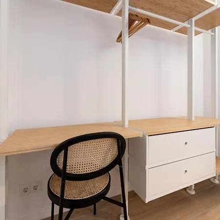 Luxury Beachfront Living On The With Big Terrace * טורמולינוס