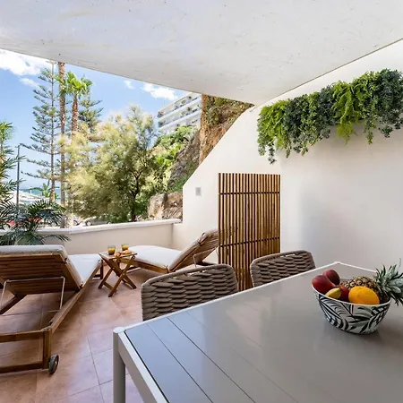 Luxury Beachfront Living On The With Big Terrace Appartement Torremolinos