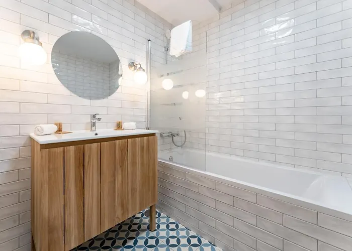 Luxury Beachfront Living On The With Big Terrace * Torremolinos