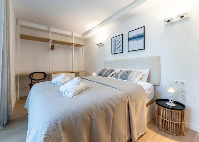 Luxury Beachfront Living On The With Big Terrace * Torremolinos