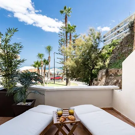 Luxury Beachfront Living On The With Big Terrace *