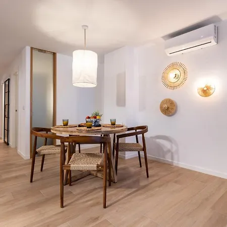 Luxury Beachfront Living On The With Big Terrace * Torremolinos