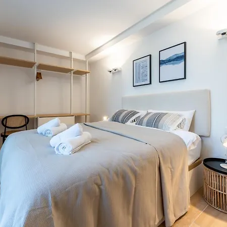 Luxury Beachfront Living On The With Big Terrace * Torremolinos